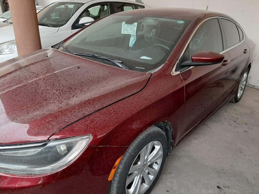 Chrysler 200